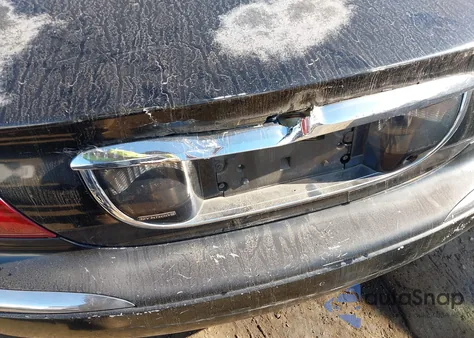 1999 Lincoln Continental z USA, uszkodzony, nr VIN 1LNHM97V7XY609915